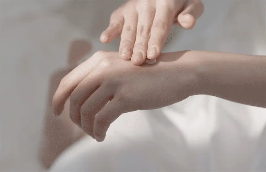 [100시간 보습]비더마틱 비건 울트라 딥 모이스처 로션 300ml 상세페이지 19